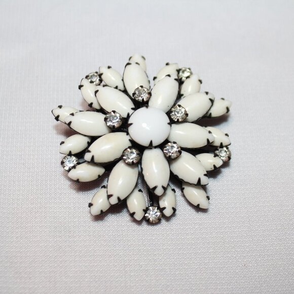 Vintage Milk Glass and Rhinestone Brooch - Picture 2 of 6